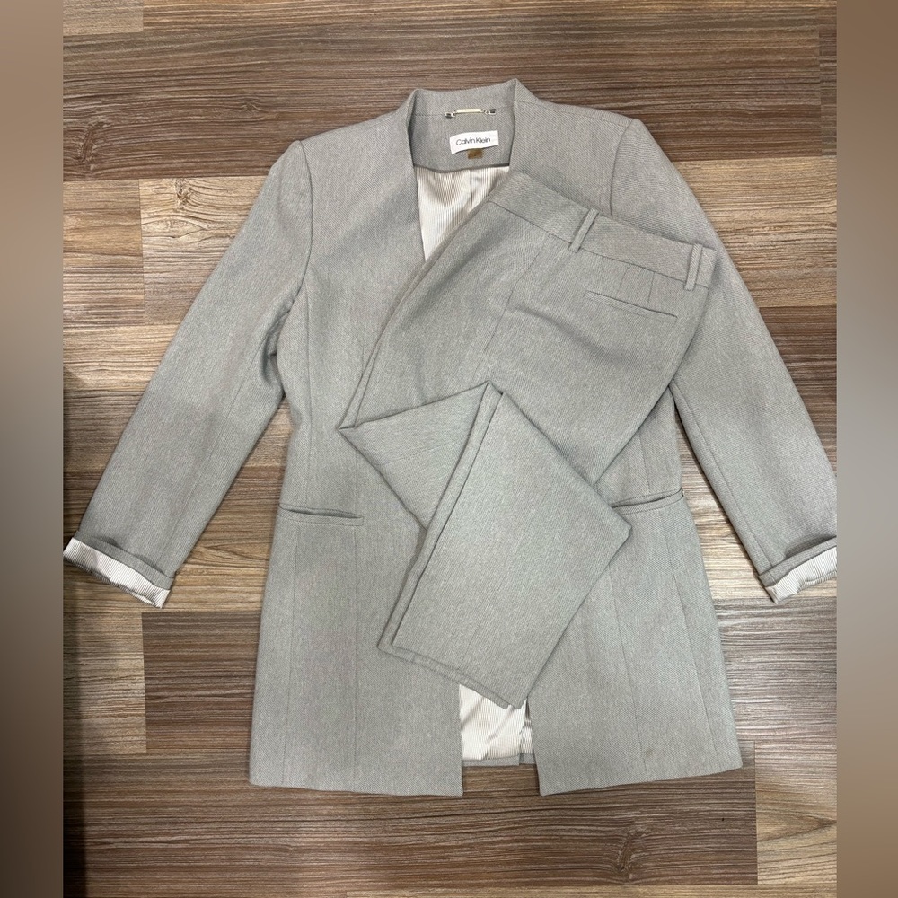 Calvin Klein Light Grey Pant Suit Size 12